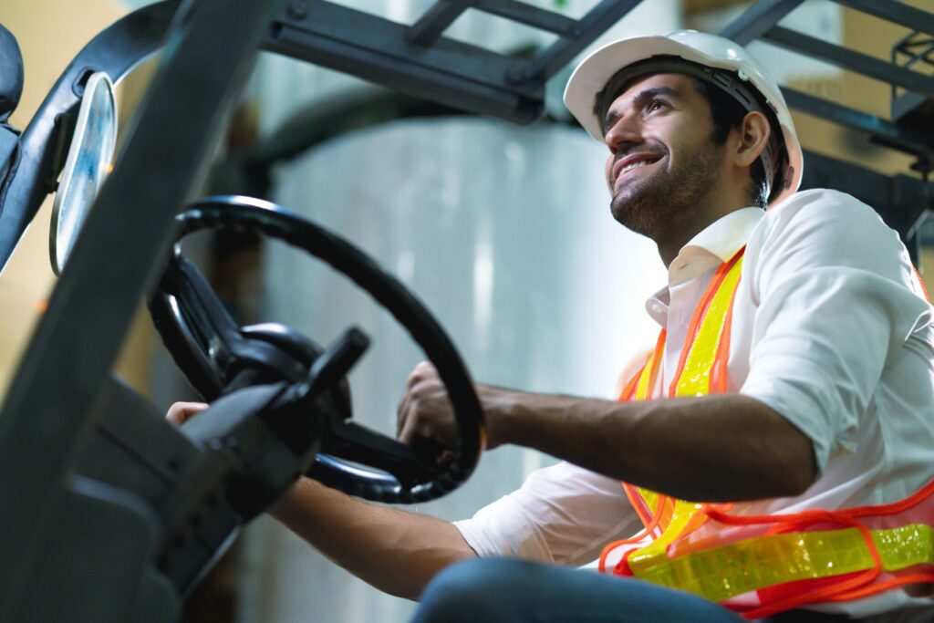 Cross-Docking vs. Traditional Warehousing